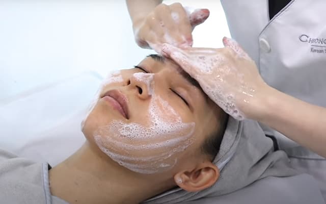 Facial